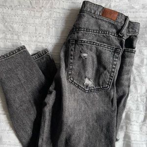 BDG High-Waisted Slim Straight Jean - Washed Black